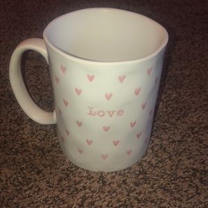 “love” mug